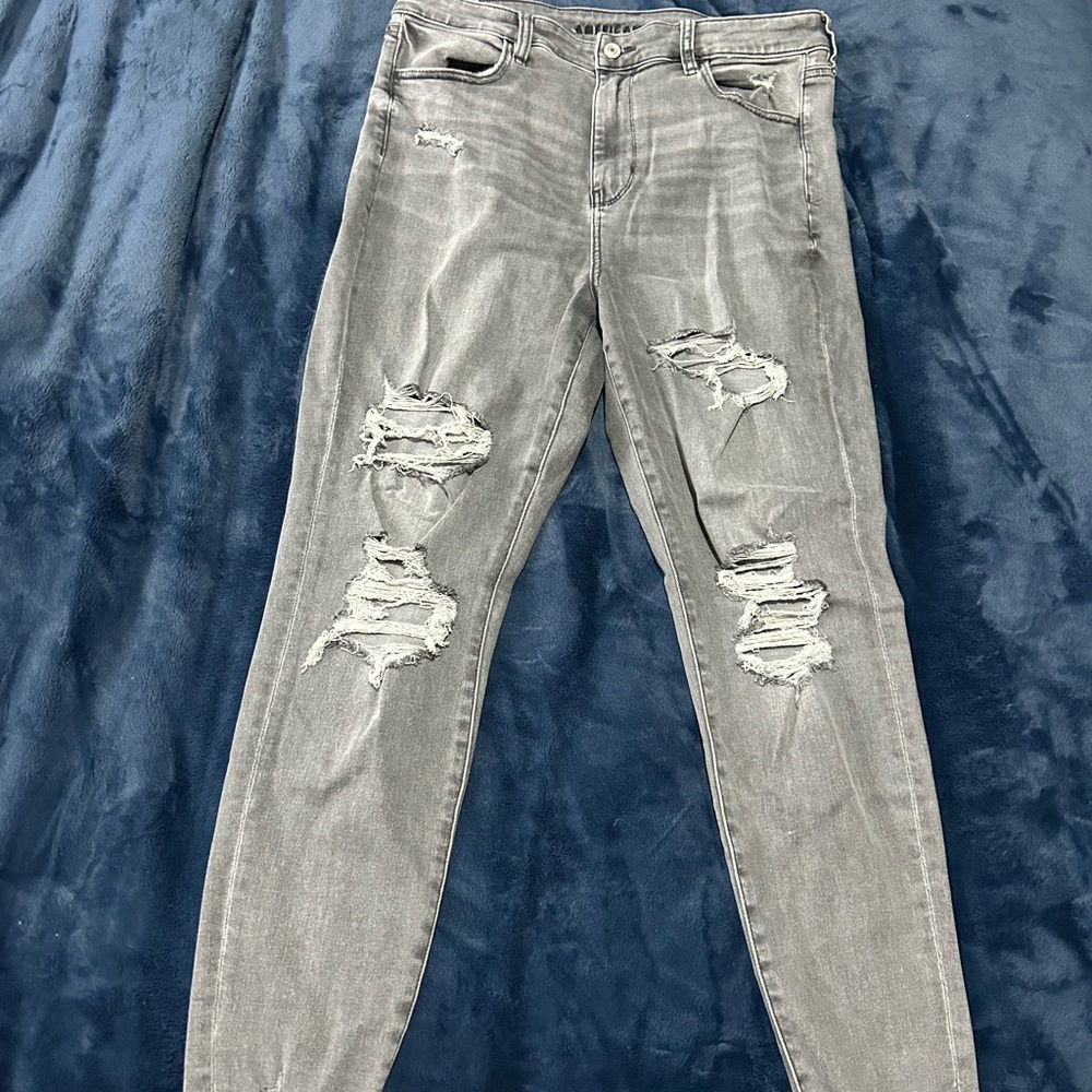 Distressed Gray Women's Jeans